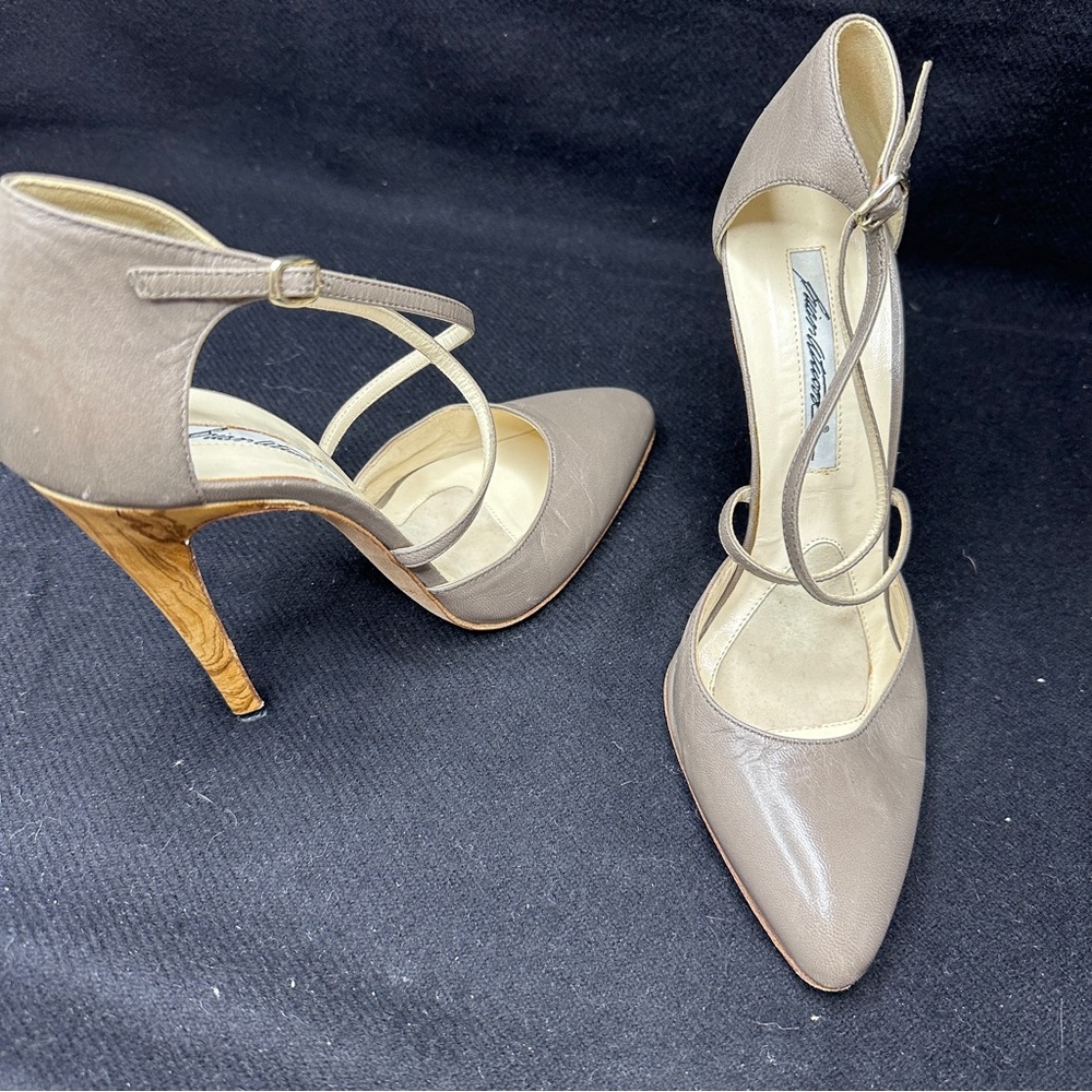 Brian Atwood pumps 38 - Picture 2 of 7